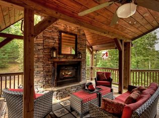 206 Rooks Rd, Mineral Bluff, GA 30559