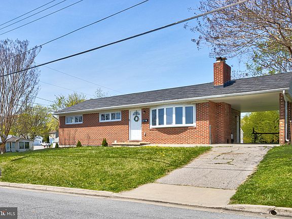3rd image of 100 Chalmers Ave