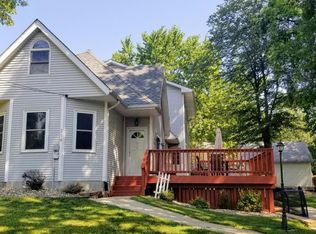 310 E Thomas St, Avoca, IA 51521