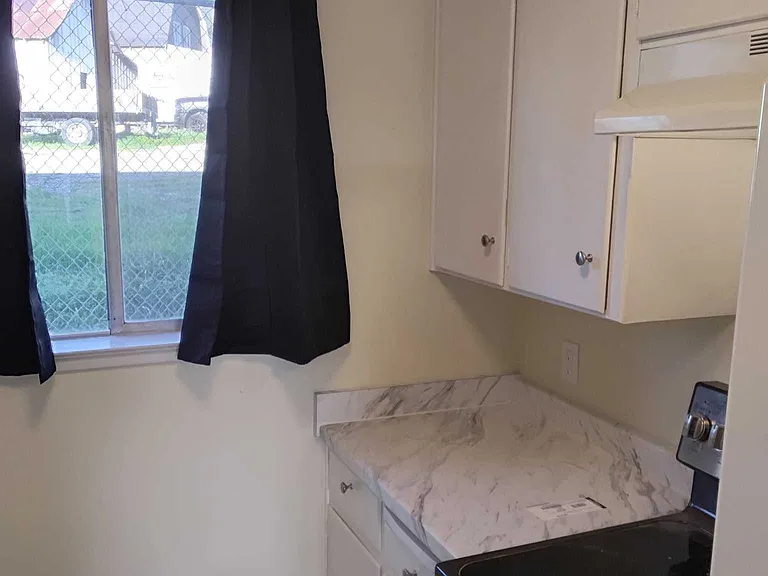 110 Dorsey Dr #5 — Photo 5