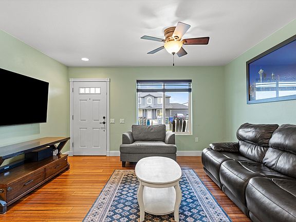 4th image of 612 Sedgwick Pl