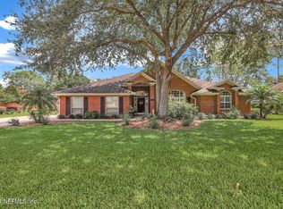 1820 Holly Flower Ln, Fleming Island, FL 32003