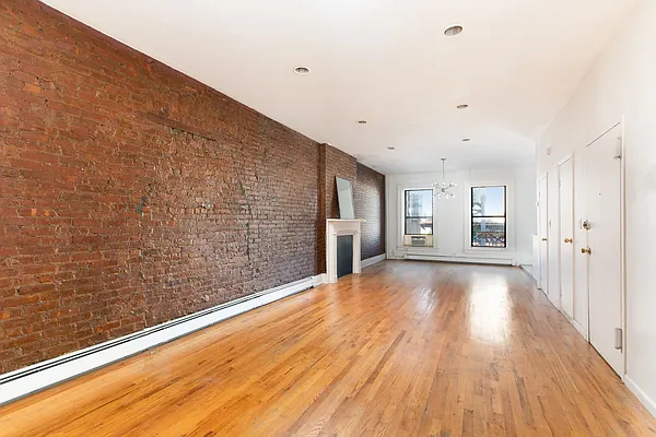 Rented by Compass | media 9