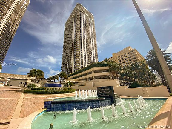 3rd image of 4775 Collins Ave APT 3404