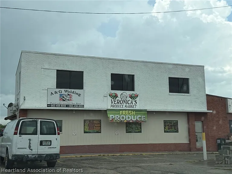 1509 US Highway 27 S — Photo 1