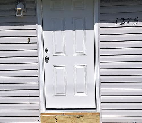 2nd image of 1275 Bloomingdale Rd