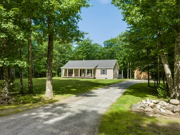 92 Orchard Road, Cumberland, ME 04021