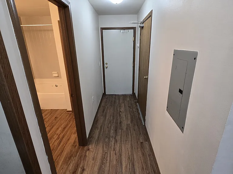 1001 Rockefeller Ln #2 — Photo 23