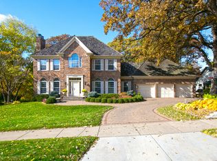 11524 Zion Rd, Bloomington, MN 55437