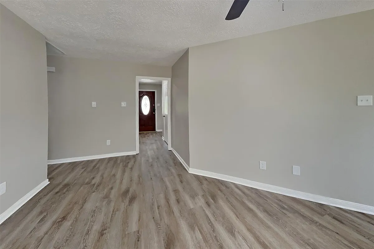 Building Photo - 4519 Kimball Dr