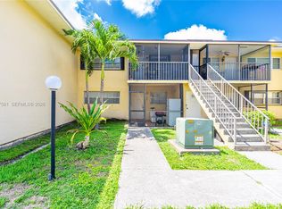 Lakeside Xi Condominium, Miami, FL 33193