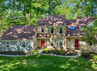 586 Berwyn Baptist Rd, Devon, PA 19333