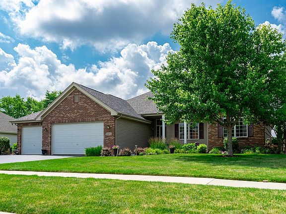 3rd image of 6075 Sweet Grass Dr