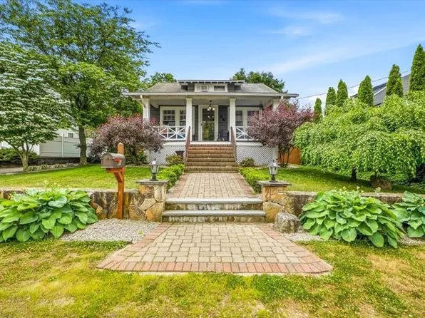 51 Fruit Street Ext, Milford, MA 01757