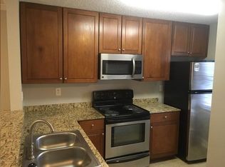 2112 Old Taylor Rd APT E6, Oxford, MS 38655