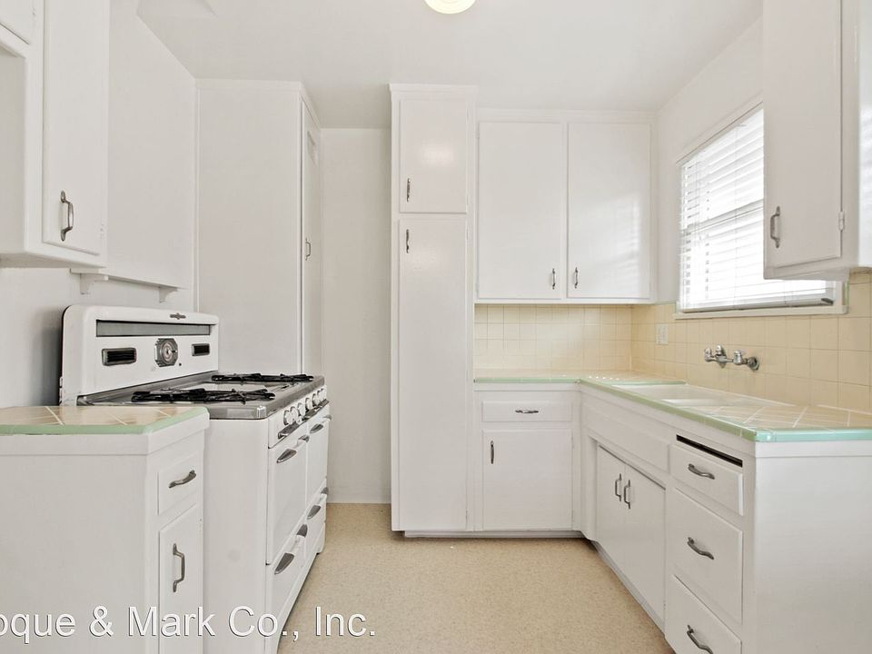 1st image of 945 14th St #A