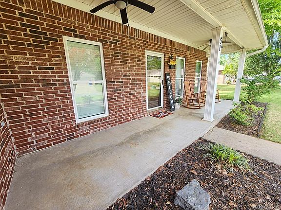 2nd image of 51 Donna Kay Dr