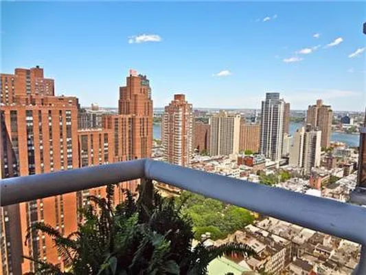 Rented by Maz Group NY | media 45