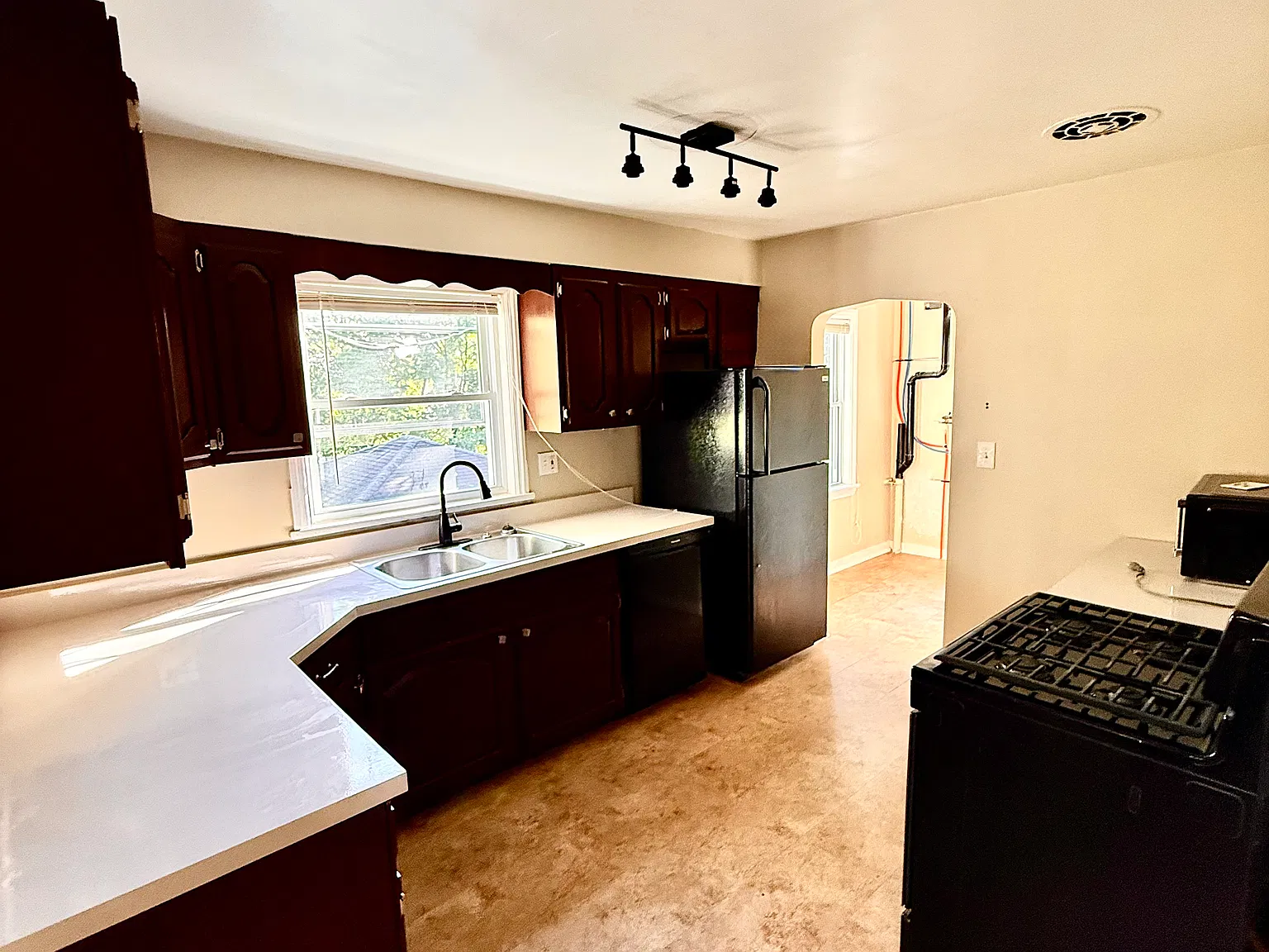2 bed, 1269 sqft, $1,250 — Photo 4