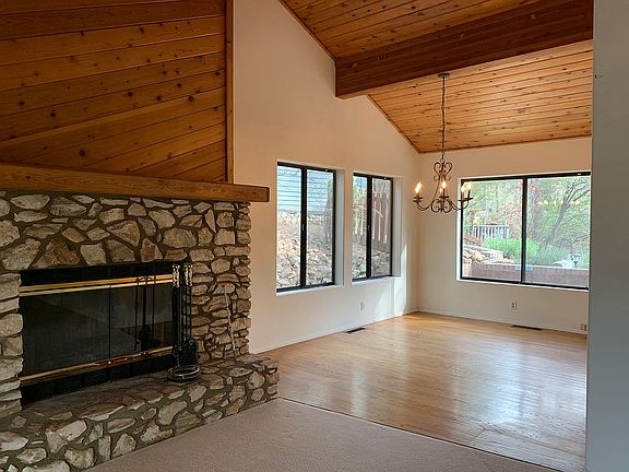 Dining room off living room