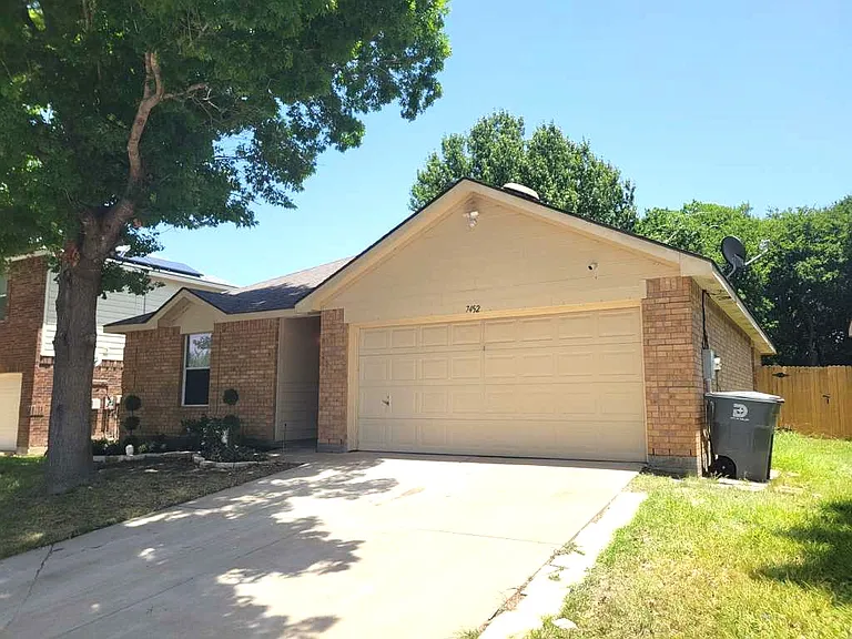 7452 Concordia Ln — Photo 2