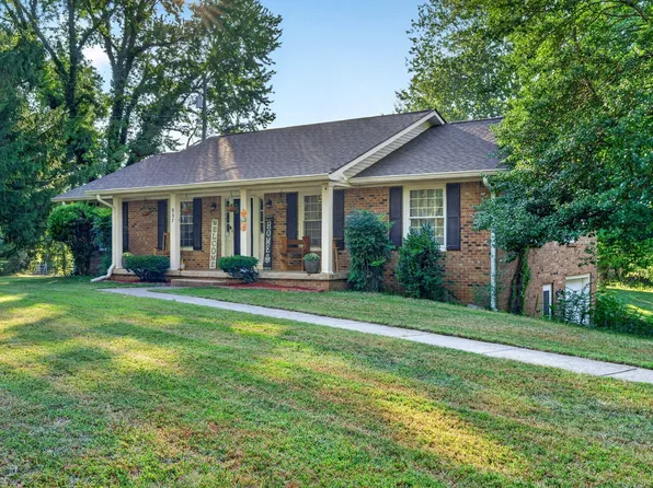 937 Needmore Rd, Clarksville, TN 37040