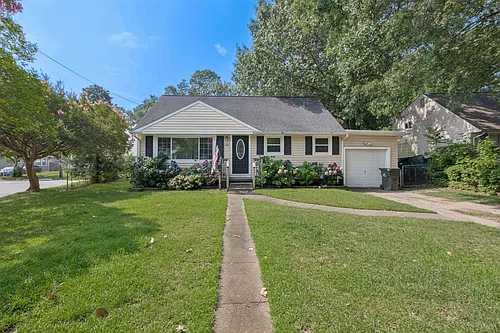 1261 River Oaks Dr Photo 1 1261 River Oaks Dr Photo 1