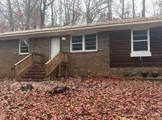 207 Parrott Rd, Henderson, NC 27537