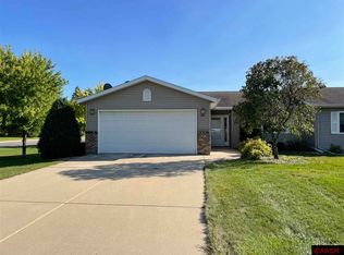 201 Garfield St SW, Mapleton, MN 56065