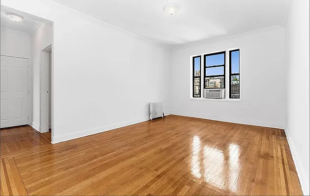 Rented by Bond New York | media 1