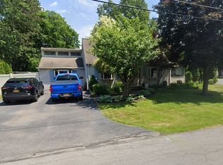 103 Circle Rd, North Syracuse, NY 13212