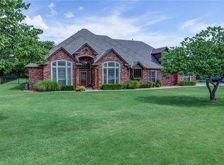 1609 SW 40th St, Moore, OK 73160