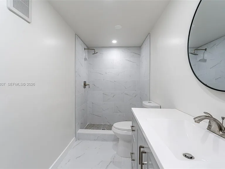 8705 NW 38th Dr #3A — Photo 14