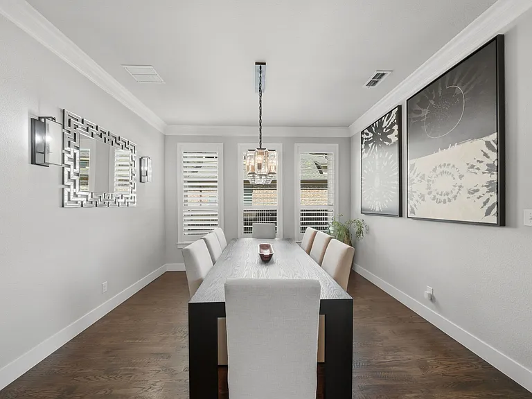 1410 Devonshire Dr — Photo 12