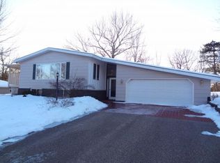 424 S Harrison St, Waupaca, WI 54981