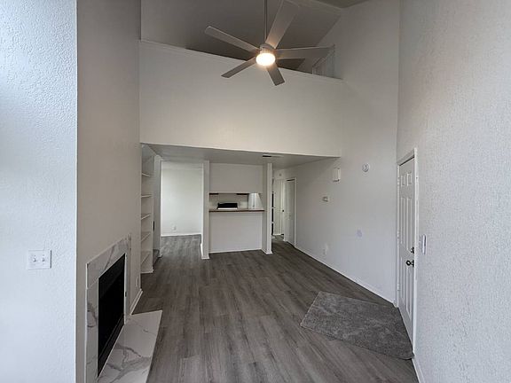3rd image of 6639 S Victor Ave #G214