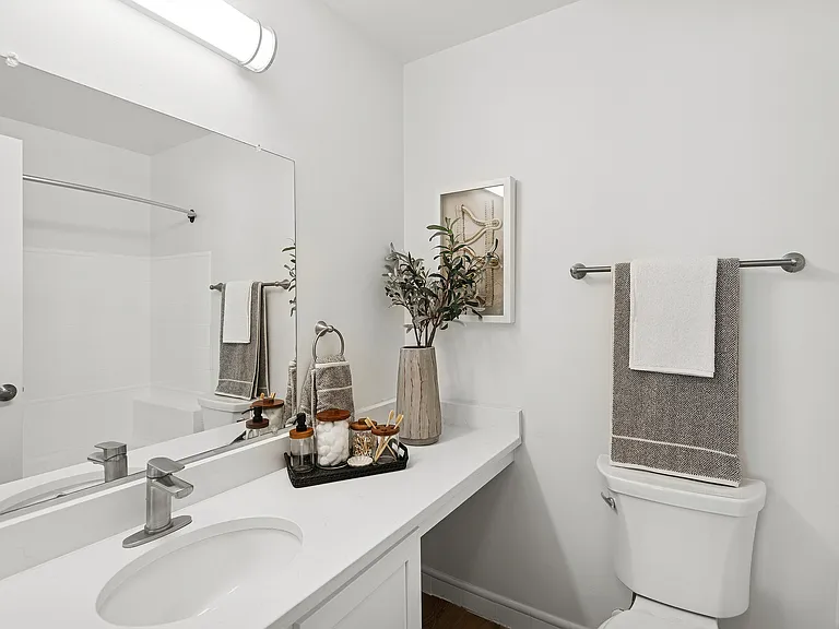 ReNew Little Creek — Photo 9