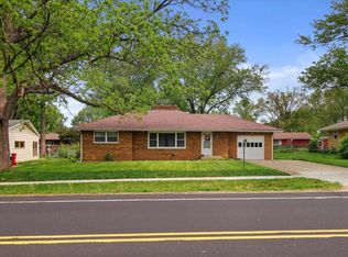 861 E Inman Pkwy, Beloit, WI 53511