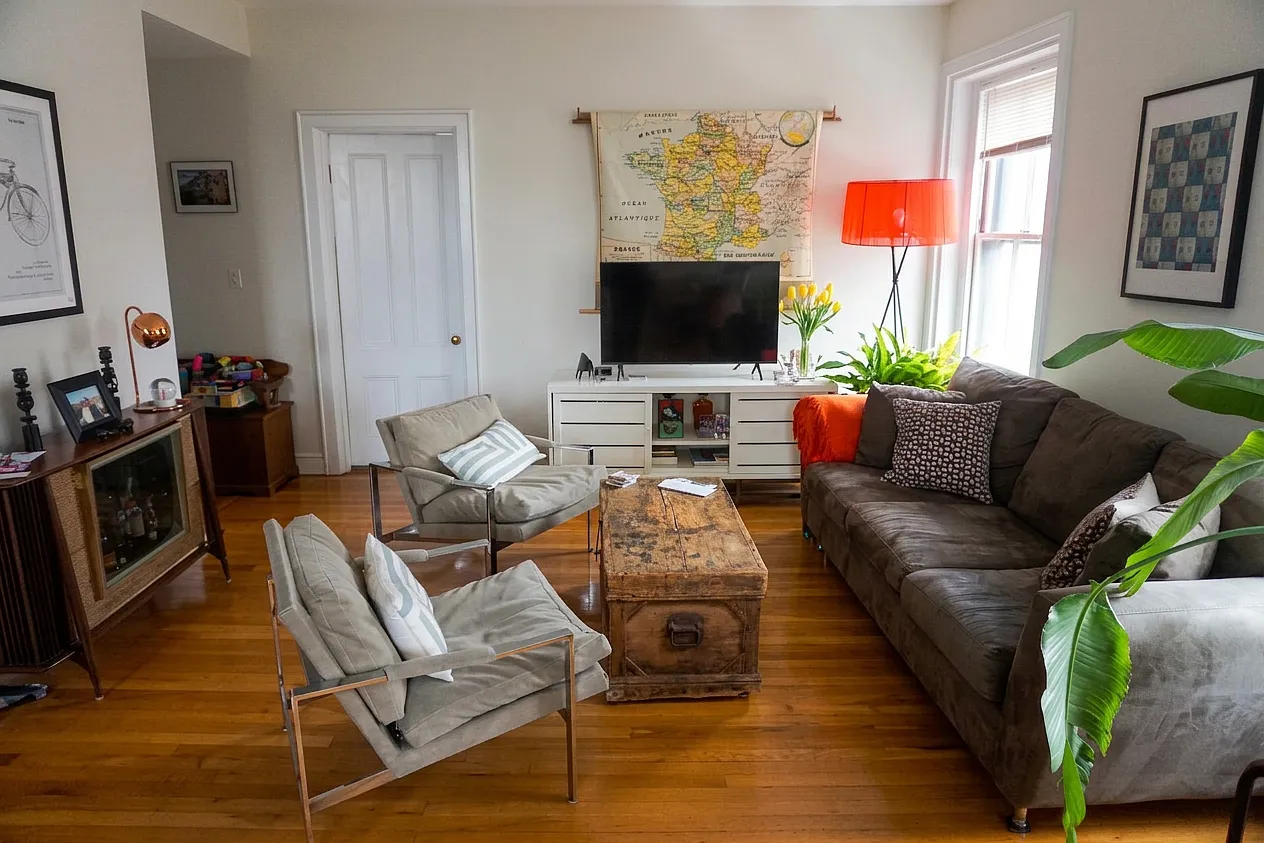 2 bed, 850 sqft, $3,250 — Photo 2