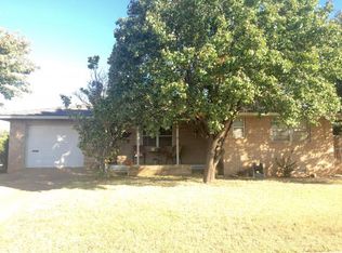 801 E Huber Ave, Weatherford, OK 73096