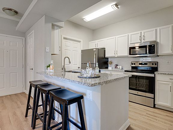 2nd image of 650 E Vista Ridge Mall Dr APT 328