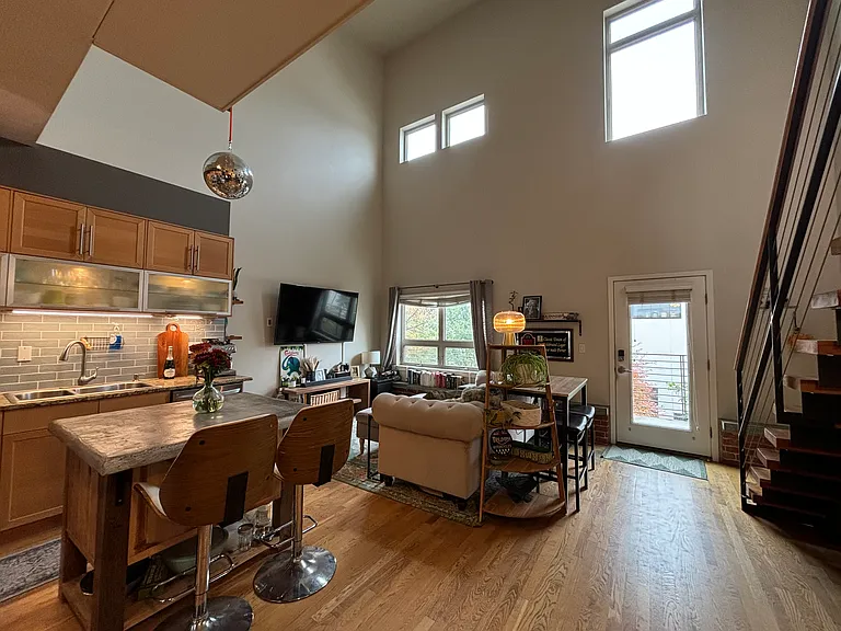 2501 Grove St #206 — Photo 5