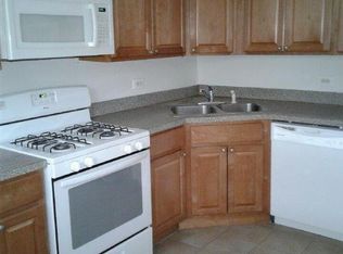 2005 W Touhy Ave APT 306, Chicago, IL 60645