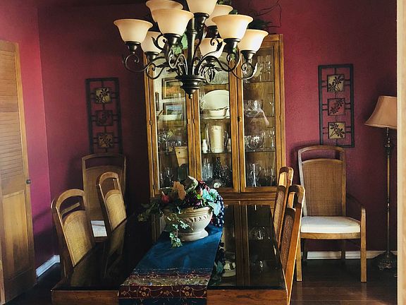 Formal dining room