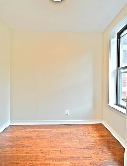 503 W 122nd St #17 — Photo 4