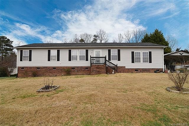 1st image of 553 Saint Chrisnic Ct