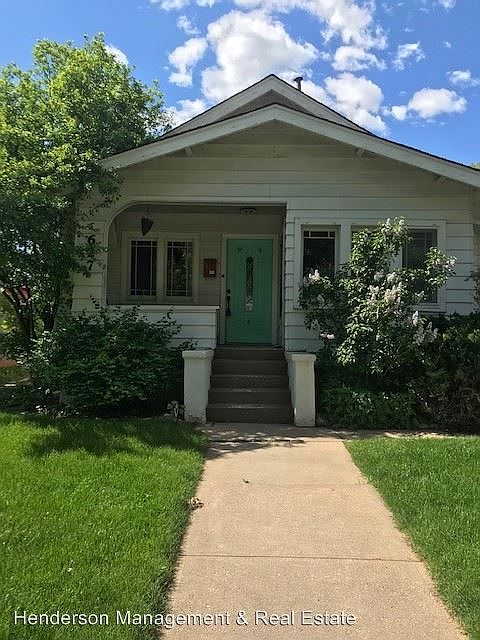 2nd image of 627 W Myrtle St
