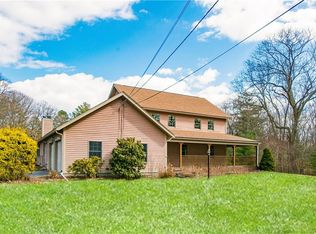 1000 Pippin Orchard Rd, Cranston, RI 02921