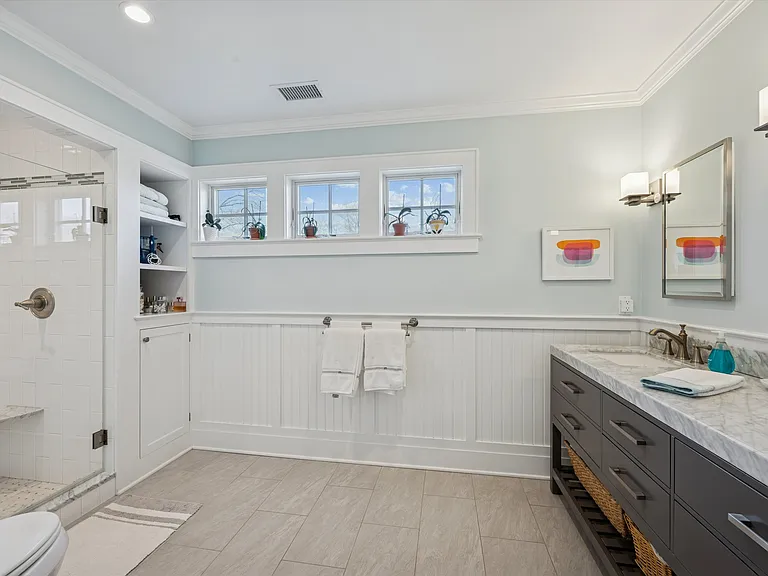 50 Lamb Ave — Photo 13