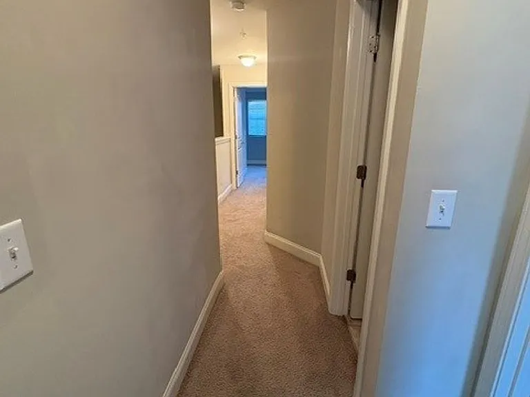 216 Bixby Private Ln — Photo 3